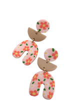 Load image into Gallery viewer, Peach Flower Clay Drop Earrings