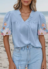 Load image into Gallery viewer, Flower Sleeve Puff Blouse

