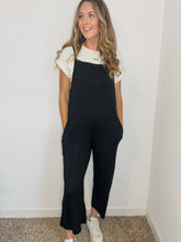 Load image into Gallery viewer, Pocket Detail Black Overall Jumpsuit
