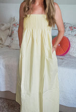 Load image into Gallery viewer, Butter Yellow Pleated Maxi Dress
