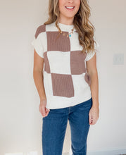 Load image into Gallery viewer, Checkered Crew Neck Short Sleeve Sweater
