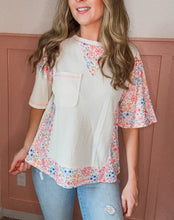 Load image into Gallery viewer, Kat Floral Print Tee
