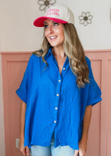 Load image into Gallery viewer, Sami Double Gauze Ocean Blue Button Down
