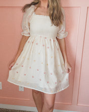 Load image into Gallery viewer, Summer Breeze Smocked Floral Print Dress
