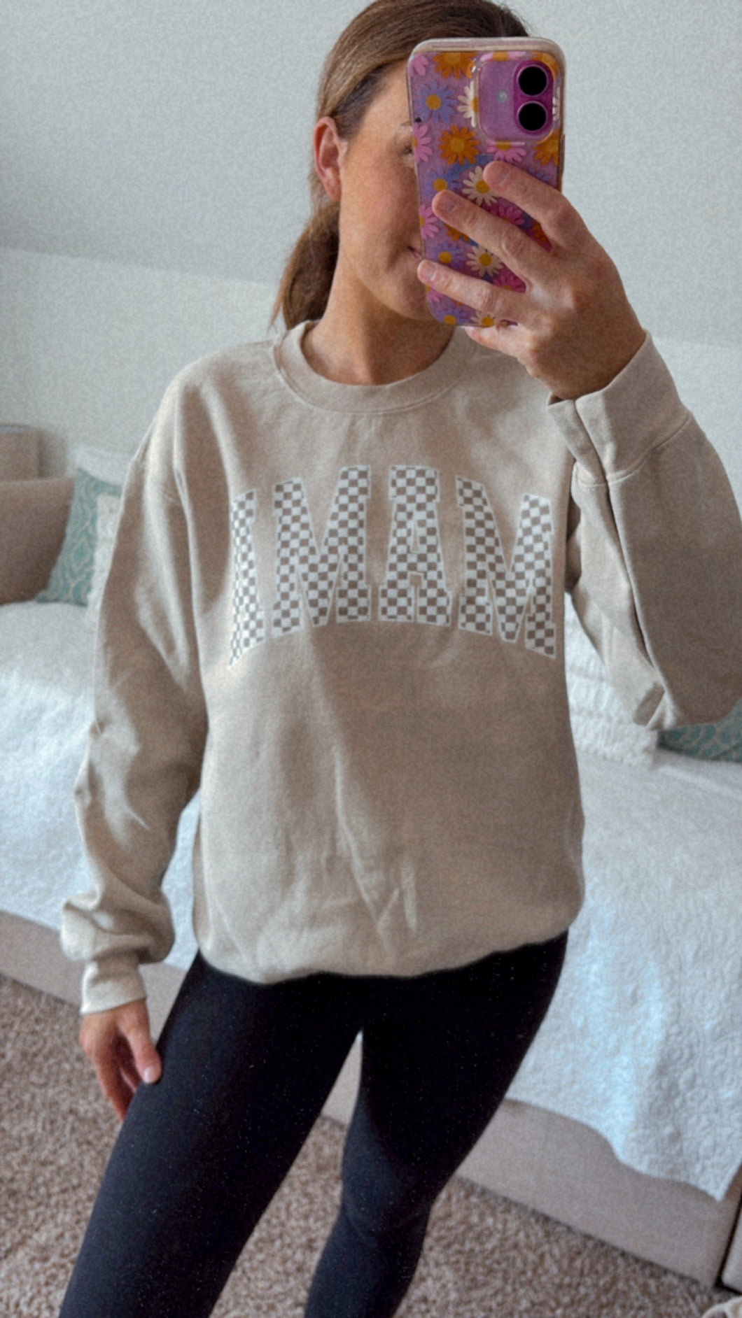 Checkered MAMA Graphic Sweatshirt