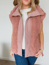 Load image into Gallery viewer, Emma Fleece Sherpa Vest- Rose Color
