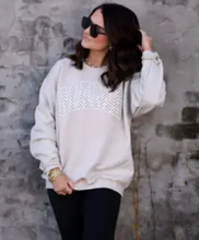 Load image into Gallery viewer, Checkered MAMA Graphic Sweatshirt
