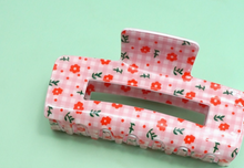 Load image into Gallery viewer, Large Floral Daisy Rose Petal Claw Clip
