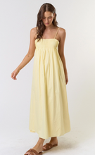 Load image into Gallery viewer, Butter Yellow Pleated Maxi Dress
